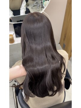 ケシキ 表参道 原宿(kesiki.) ブリーチなしダブルカラーで叶う透明感カラーマロンベージュ