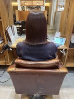 アドラーブル 長岡新保店(adorable)&nbsp;20代30代40代ブリーチなしレッドカラー肩ライン外ハネ