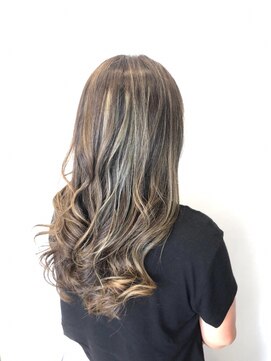 アヤナ バイ アヤラ(ayana by ayala) 外国人風ハイライト[アヤナ 浦安店 千葉県]