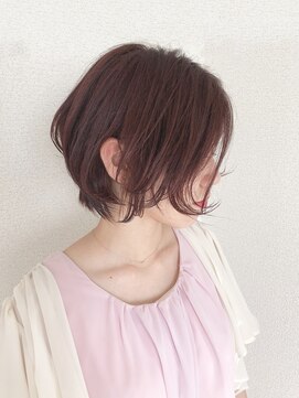 マノンヘアーデザイン(manon hair design..) 柔らかい質感でピンクベージュカラーのショートボブ