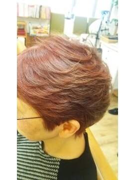 ピーチ(Peach) 華やか上品ショートヘア