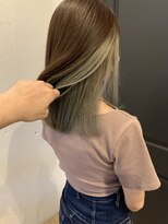 クマ(kuma.)&nbsp;大人かわいい/ミディアムヘア/インナーカラー