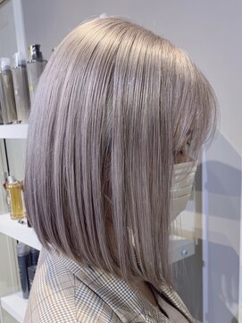 ペレ 渋谷(PELE) Y88_ ピンクシルバー ブリーチ2回～