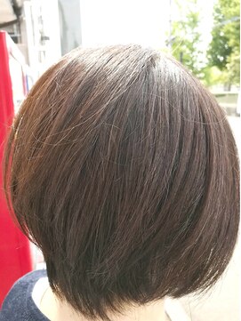 ヘアー バイ ミーズ(hair by Mii’s) 前下がりボブ