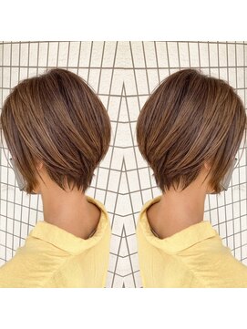 スタジオ アルファプラス 日暮里店(studio α+) 20代30代40代◎大人ナチュラルレイヤーショートボブ　日暮里