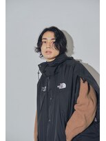 フィルムス 柏(FILMS)&nbsp;スパイキーショート/ブルーブラック/フェザーパーマサーフカール