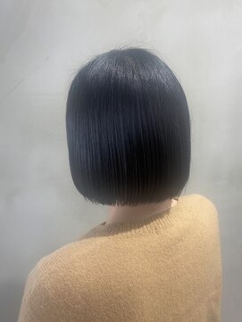 リンダイーロ(Linda Hiro) 【札幌円山　プツっとボブ/ボブ/ミニボブ/まとまるボブ】