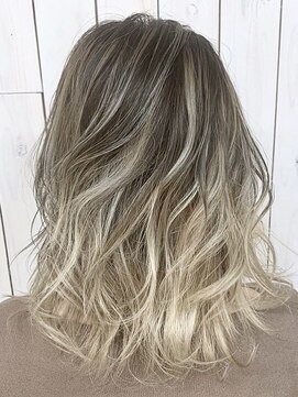 オルカン バイ エクシア(OLCAN by EXCIA) ハイトーンバレイヤージュ