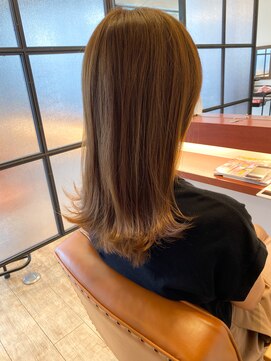 マーリャヘアー(mallia hair) セミロング外ハネ