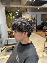 外国人風スパイラル無造作カーリープードルパーマ　1 【影山】
