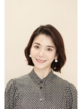 アンベリールフルー(EMBELLIR fleur) エレガントなかきあげスタイル　３０代４０代５０代　表参道青山