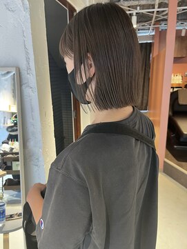 コフィー バイ メルト 吉祥寺(cofy by melt) 【三ツ井純】切りっぱなしボブ グレージュカラー ミニボブ