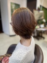 グリーン(GREEN)&nbsp;春の天然ヘナのショートボブ