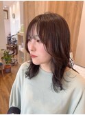 カーキベージュ