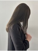 オリーブベージュ