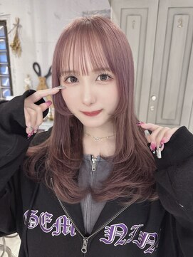 カシュカシュ 表参道(cache cache) ピンクベージュブリーチカラーアイドルぱっつん前髪姫カット