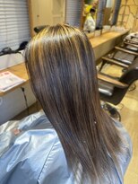 エイト新宿店(EIGHT shinjuku)&nbsp;白髪ボカシハイライト【18】