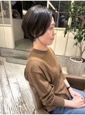 耳掛けショート　前髪長め　ショートボブ　丸みショート　小顔