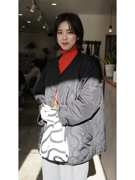 ケノミカ(KENOMIKA.) スリークボブ　時短スタイリング　暗髪でオシャレ　大人な雰囲気