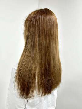 ビーグレイス 明るめベージュ×20代さらさらストレート