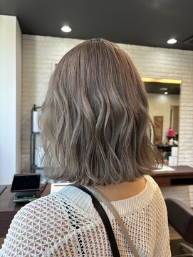 ミリ 奈良店(mm) ミルクティーベージュ/透明感カラー/韓国/髪質改善/奈良駅/奈良/