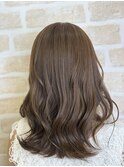 オリーブカラー