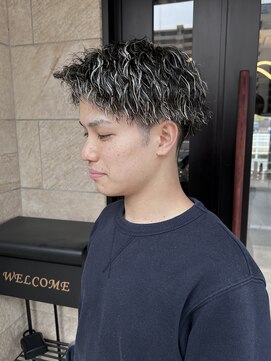 髪屋 紬 メンズ/メンズパーマ/メンズカット/ツイストパーマ