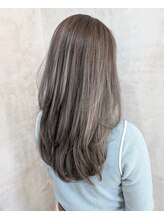 イル(iru) ハイライト/ミルクティーベージュ/レイヤー/白髪ぼかし