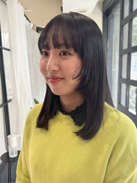 リュミエ ドゥ マッシュ(Lumier de mashu) 【大阪/梅田/茶屋町/中崎町】ミディアムレイヤー/ハッシュカット