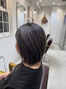 ロテ(LOTE.) ハイライト/ハッシュカット/クラゲヘアー/黒髪カタログ/一宮