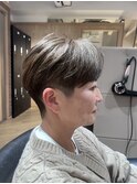 ブリーチなしのアッシュベージュ × 刈り上げショート archive