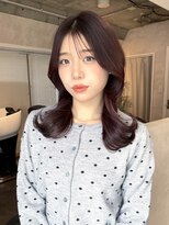 サンルーム(SUN room)&nbsp;ミディアムレイヤーカット/ワインレッドカラー/伸ばしかけ