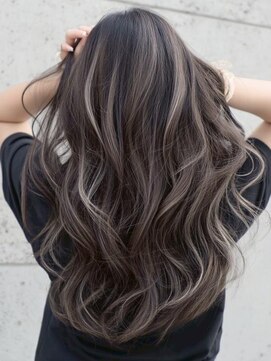 アポロ 横浜駅店(apollo) xブリーチ/ホワイトグレージュ/レイヤーカット/チェリーブラウン