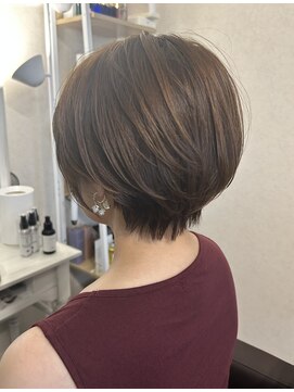 ルチルス(RUTILUS) 忙しい朝でもまとまる艶々のショートヘア