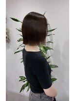 リラエ(North Lyrae) ぱつっとしたボブと髪質改善縮毛矯正