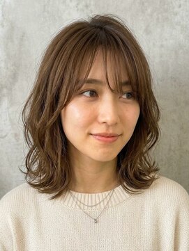 キリ 逗子(kiri) 逗子葉山ハッシュカットくせ毛風パーマデジタルパーマ前髪眉k129