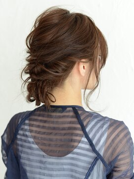 アース コアフュールボーテ 川中島店(EARTH coiffure beaute) 大人編みこみ＋くるりんぱアレンジ【川中島】