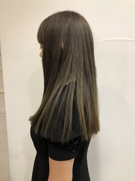 ヴィサージュクオン(VISAGE Quon) ディープグレージュ