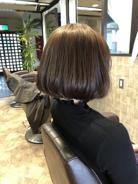 ナトゥーラ 岐阜(Natura) グレージュワンレンまとまるボブ