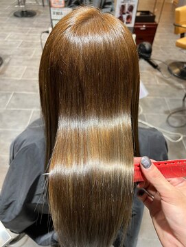 アイコニック 日進梅森台店(ICONIQ) 艶髪◆ウルトワトリートメント