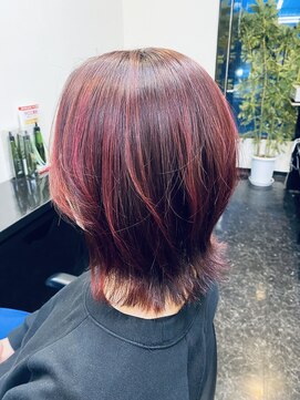 レヴィア(Revia) グレーカラー&ファッションカラー