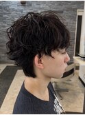シャドウパーマメンズ緩めパーマ韓国風メンズマッシュカット