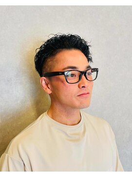 スター(STAR) メンズショート×フェード|大人ヘア