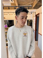 フォーコーナーズカットショップフェイビーズ 名古屋西(FourCornersCutShop favey's)&nbsp;羽の様な質感と動きのフェードフェザーショート