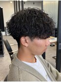 スパイラルパーマツイストパーマアップバング短髪メッシュ