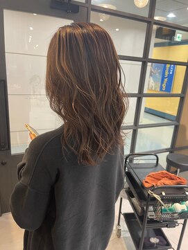 ニール(Neale.) 暗めカラーハイライトカラー11.18