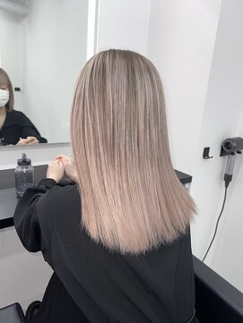 エゴ 池袋(EGO) 10代20代30代外国人風バレイヤージュ　ハイライトカラー