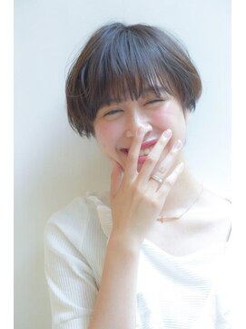 アピッシュ シェリ(apish cherie) さっとまとまるフェミニンショート