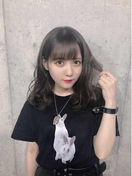 サロンドミルク 原宿(salon de MiLK) 【salon de MiLK 原宿】透明感ゆるふわカール×シルバーグレー