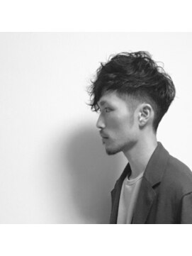 ポル(PoL) ツーブロックナチュラルパーマ